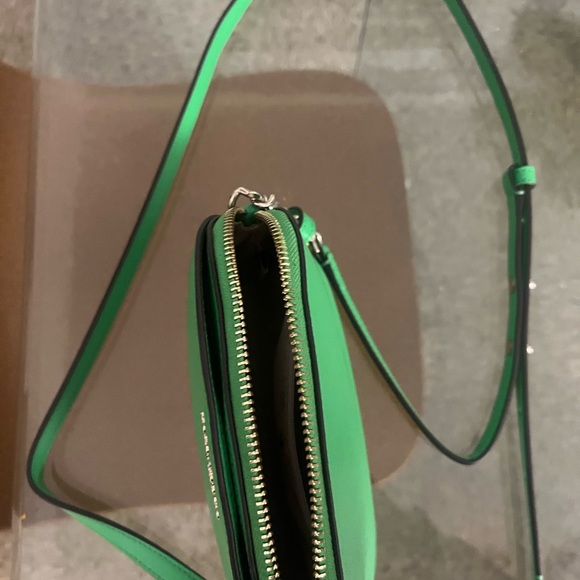 SOLD ON FB Green Kate spade crossbody bag - Picture 7 of 7